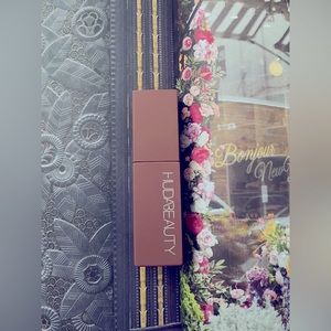 Huda Beauty Lip Blush